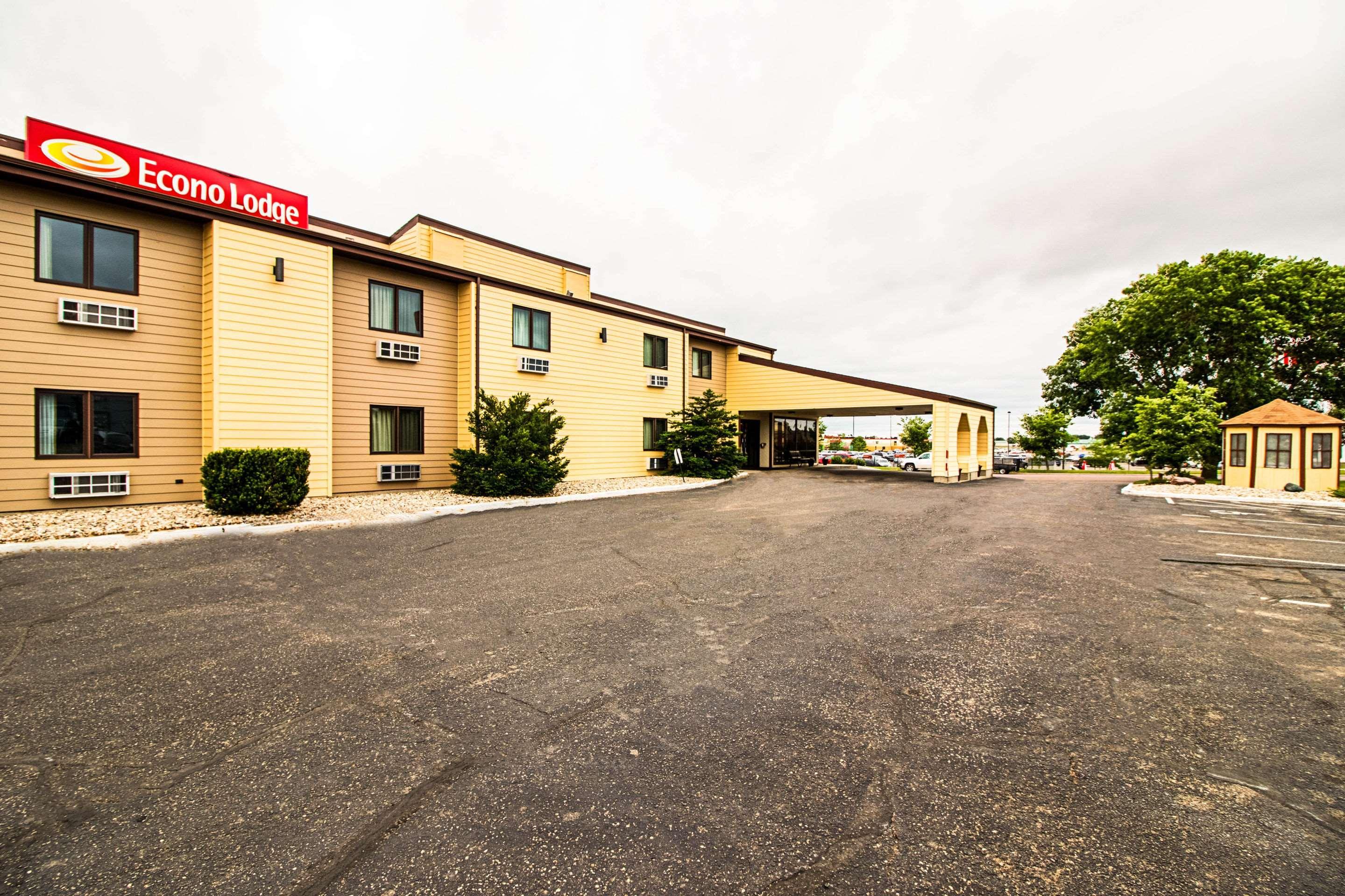 Econo Lodge Watertown Extérieur photo