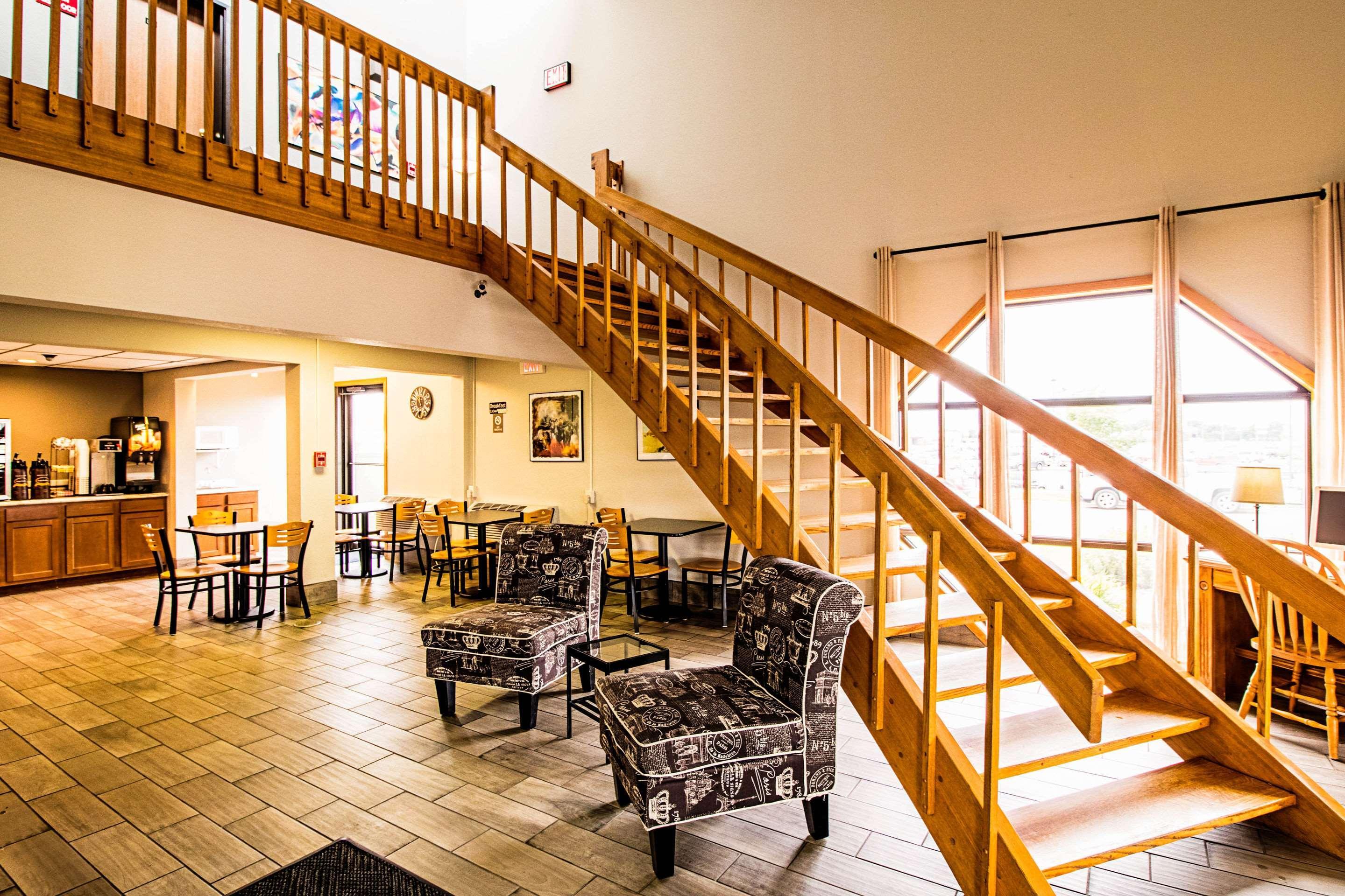 Econo Lodge Watertown Extérieur photo