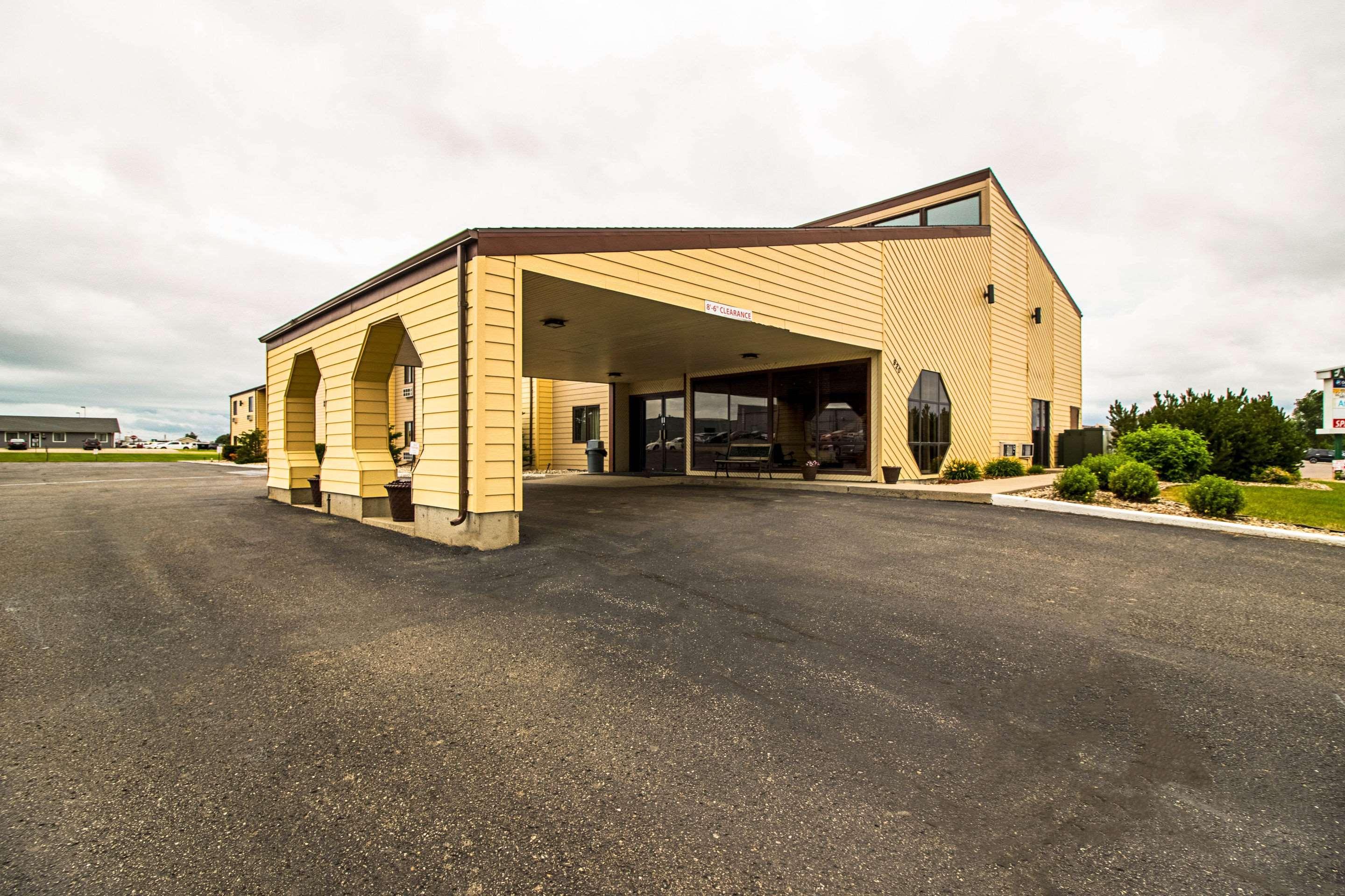 Econo Lodge Watertown Extérieur photo