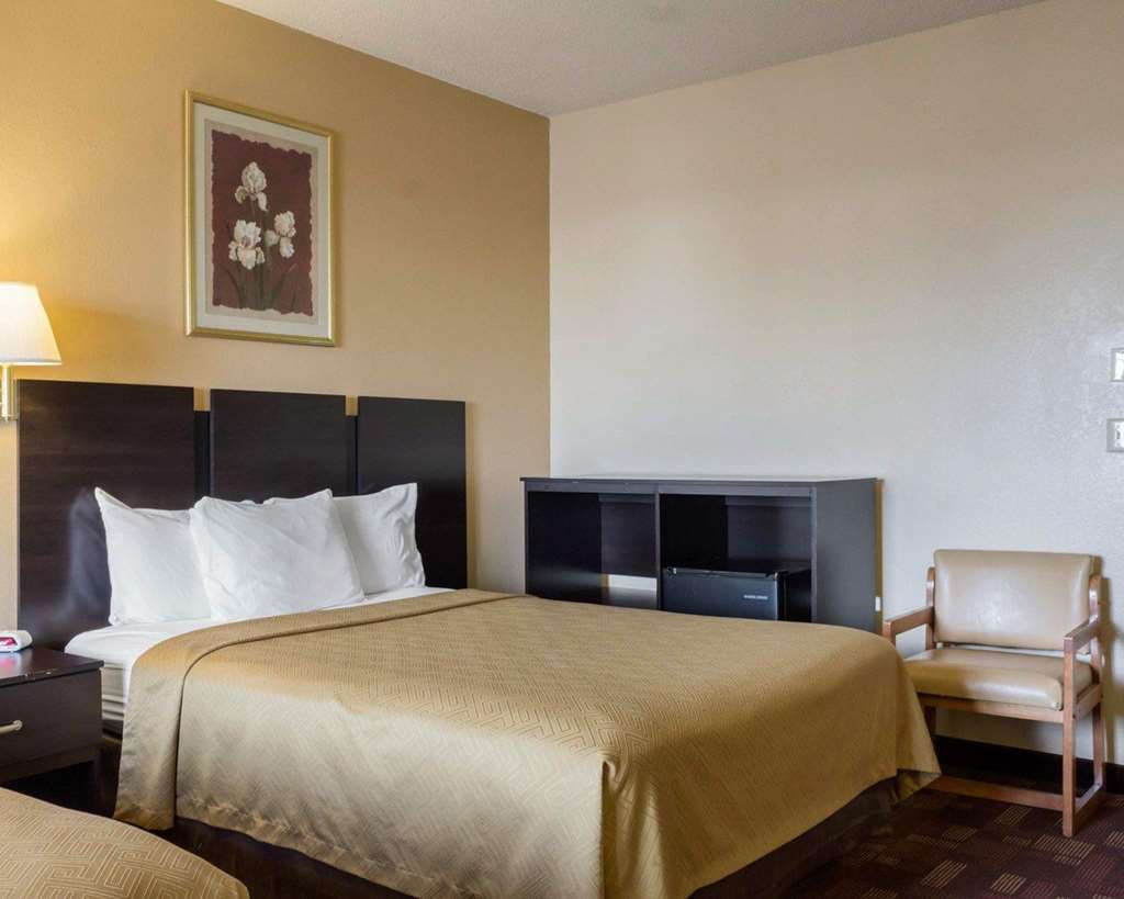 Econo Lodge Watertown Chambre photo